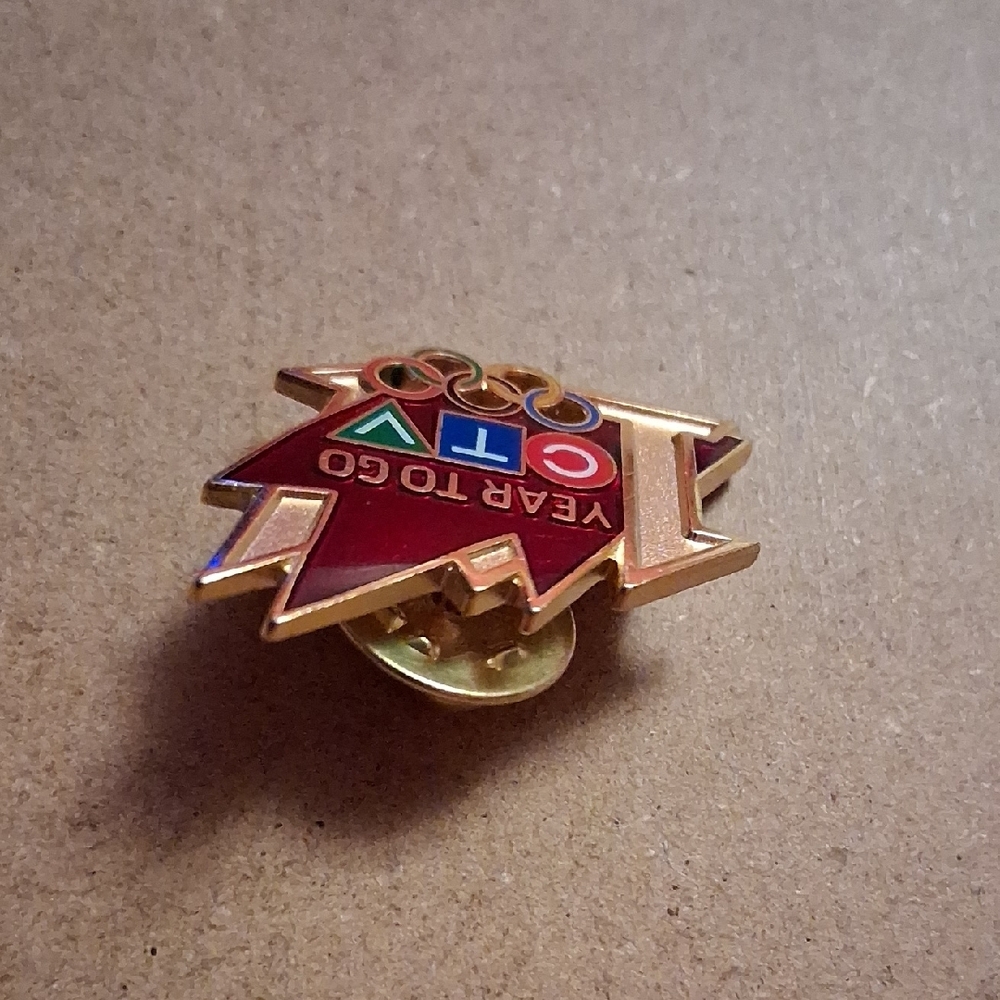 CTV Olympic Countdown Pin - Picture 3 of 6